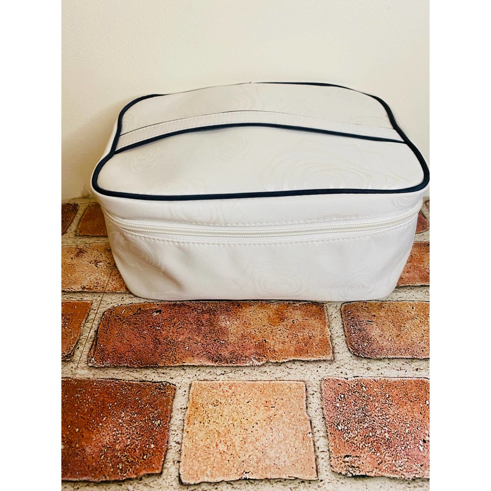 LANCOME White Makeup Case
